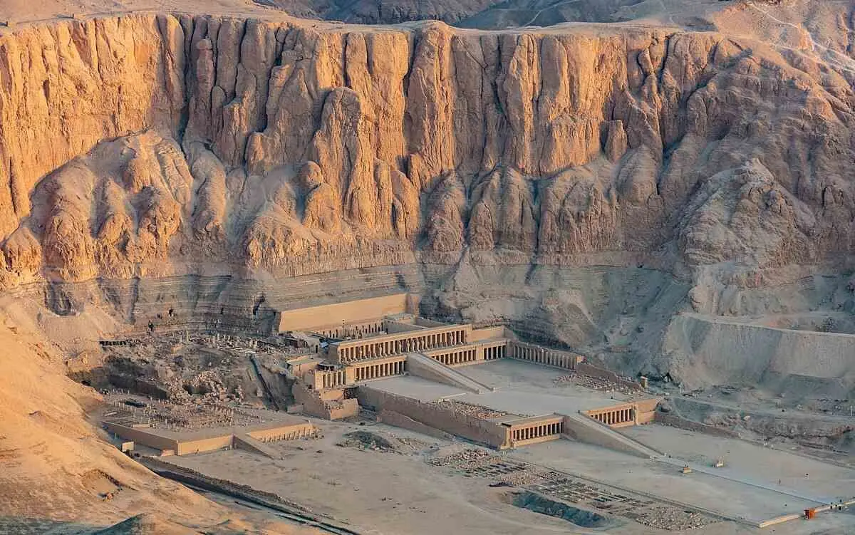 hatshepsut-temple-location-1677662449b7V9c