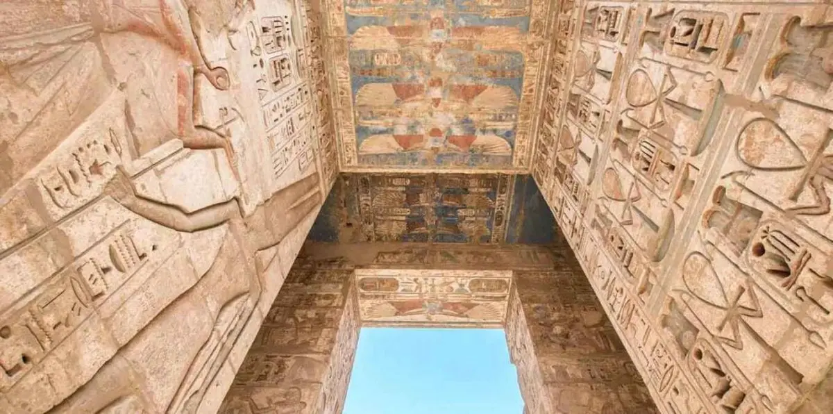 medinet-habu-egypt-1677588255UkRmJ