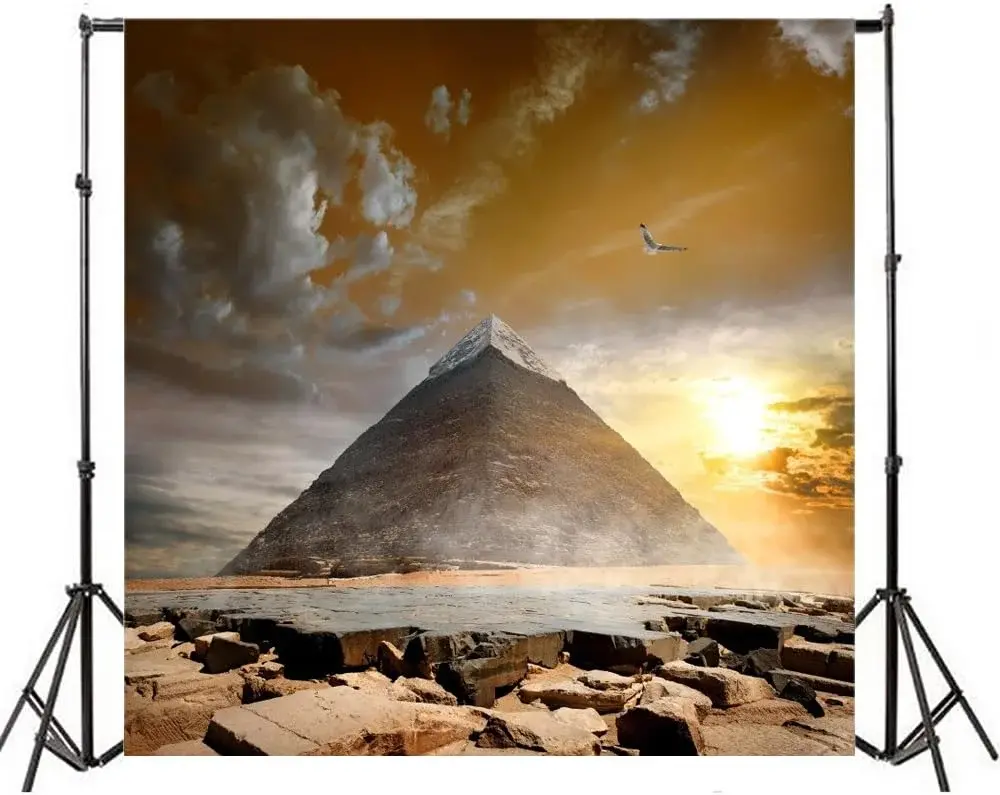 Strange Facts About The Pyramids.-2